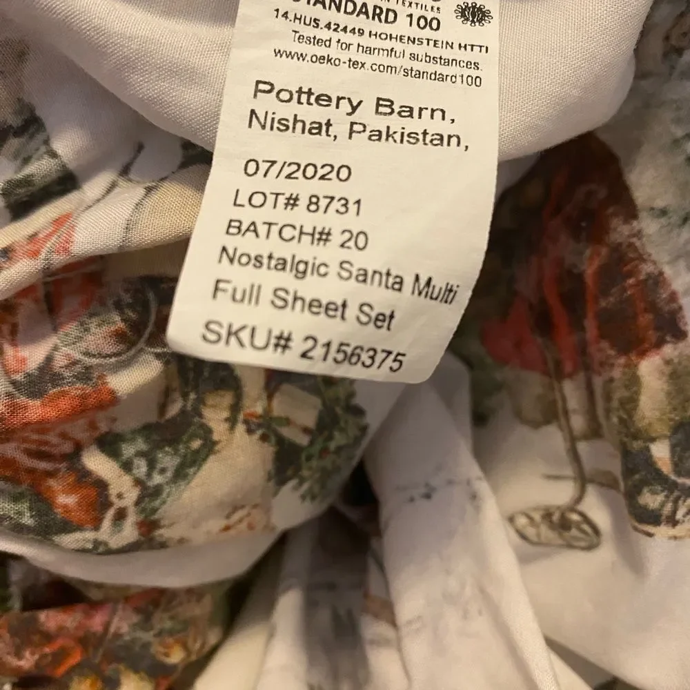 Pottery Barn Full Fitted Sheet Nostalgic Santa Clause Print